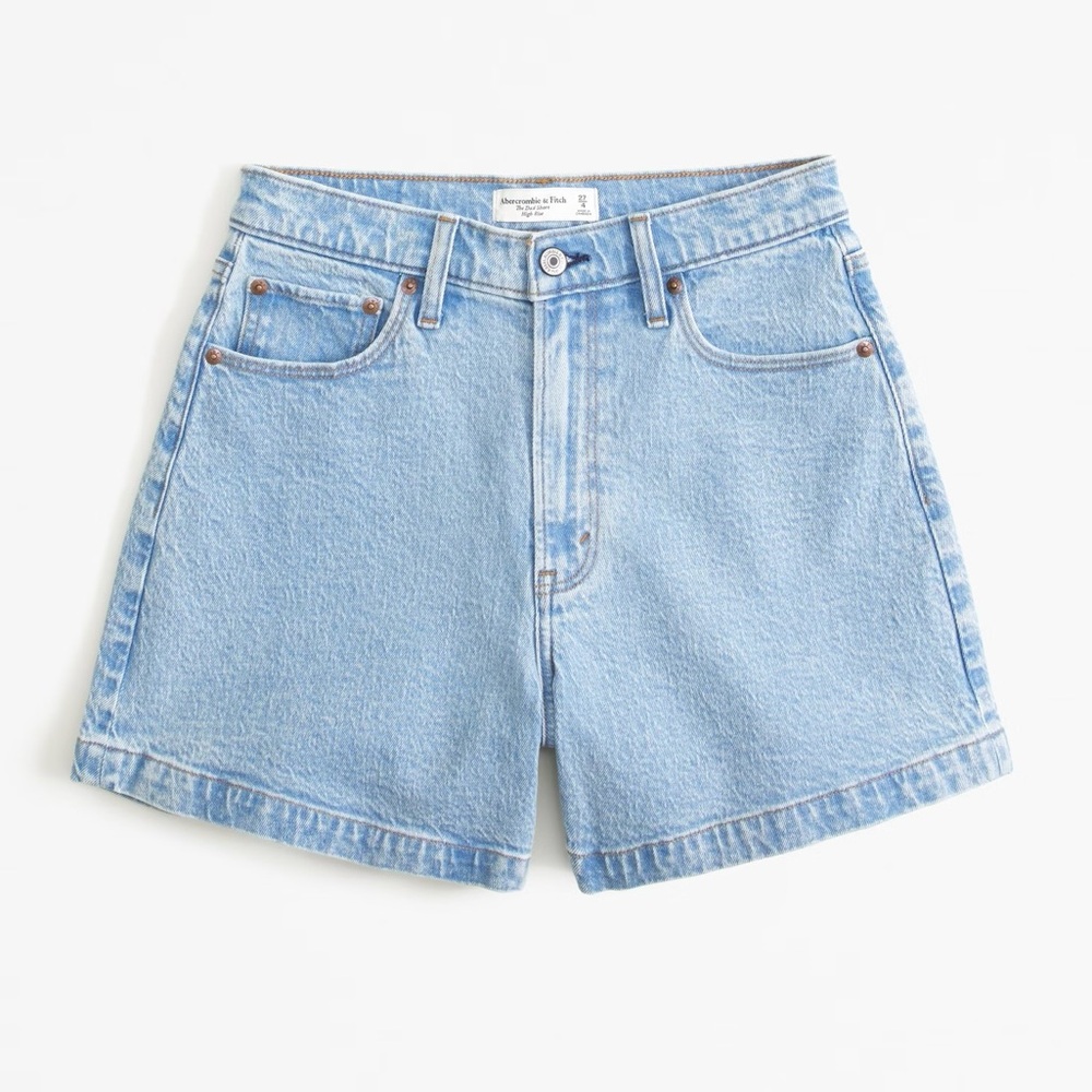 Abercrombie & Fitch Women’s Curve Love High Rise Dad Short Size: 26